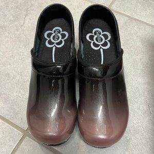 Sanita Black and Pink Clogs